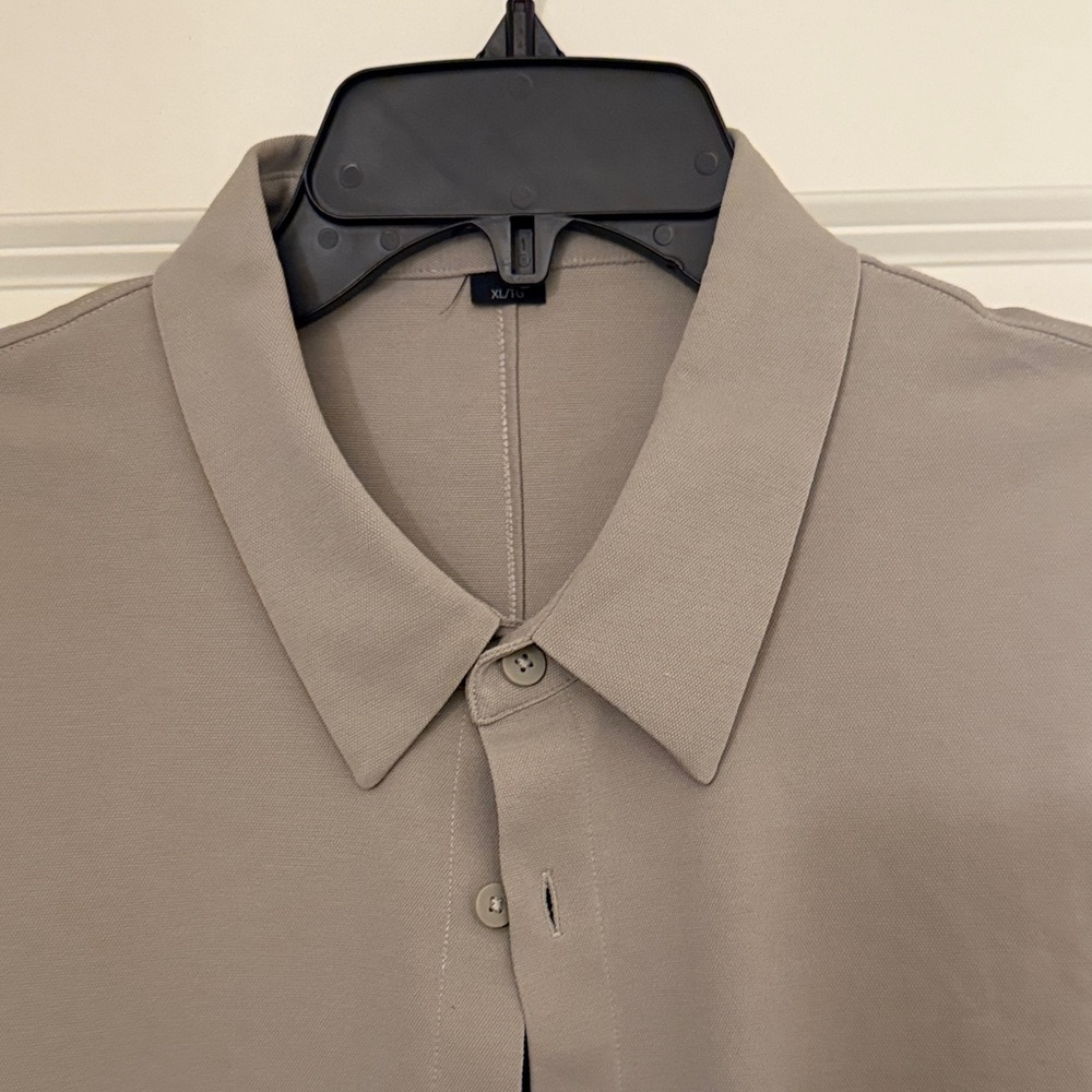 Lululemon men’s button up short.  Like new bundle and save